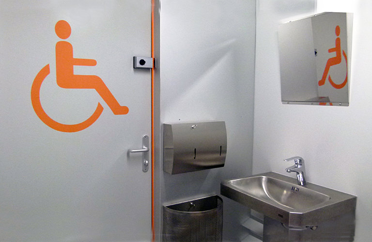 WC für Behinderte (innen)
